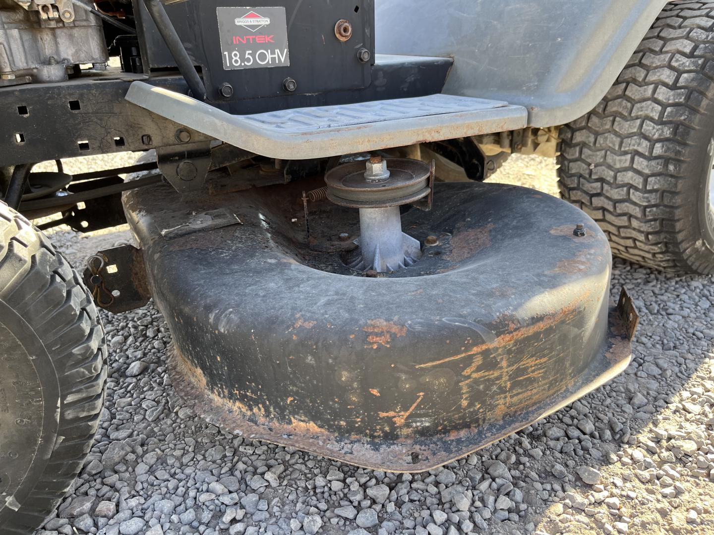 ./imagenes/INVOICE/2019/17239/CORTADORA DE ZACATE CRAFTSMAN LT 1000 (21).JPG